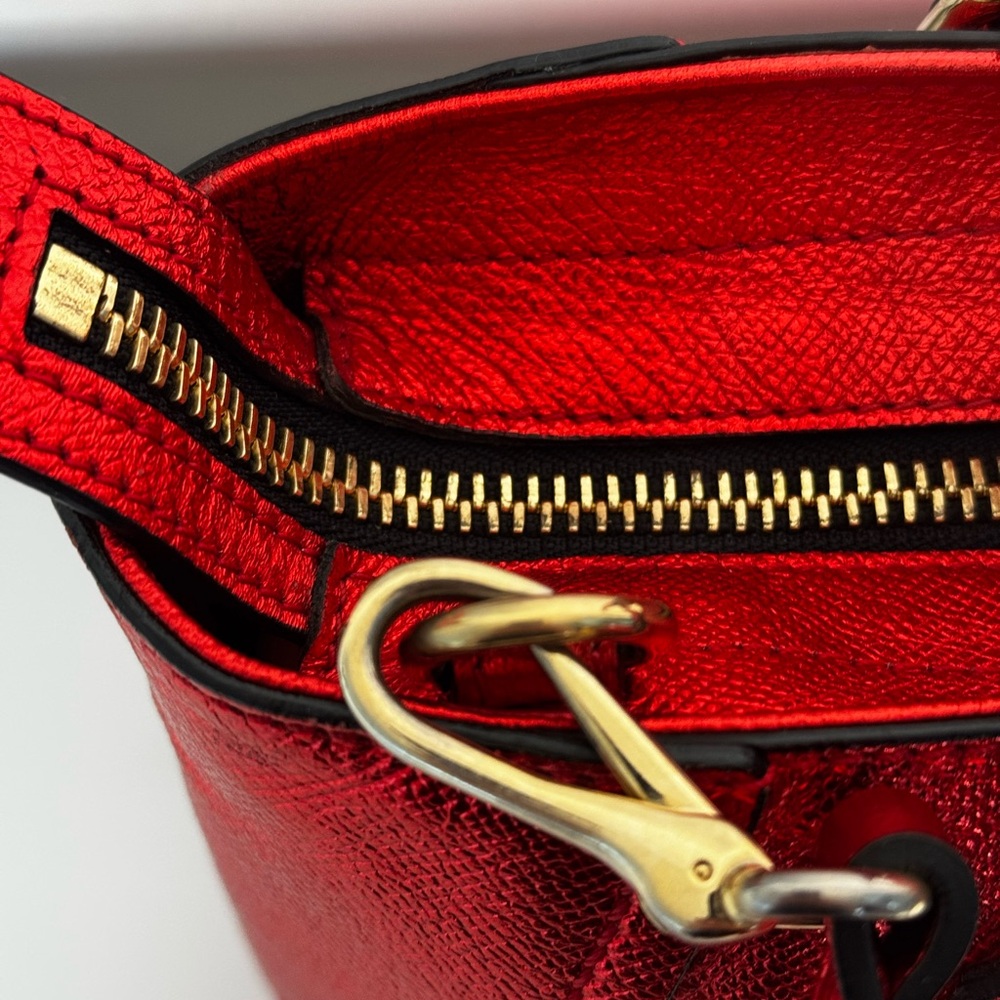 Burberry Metallic Red Leather Somerford - Picture 15 of 17